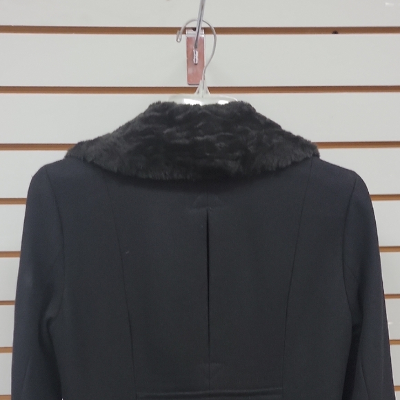 Kenneth Cole New York Elegant Black Teddy Jacket - Picture 7 of 8